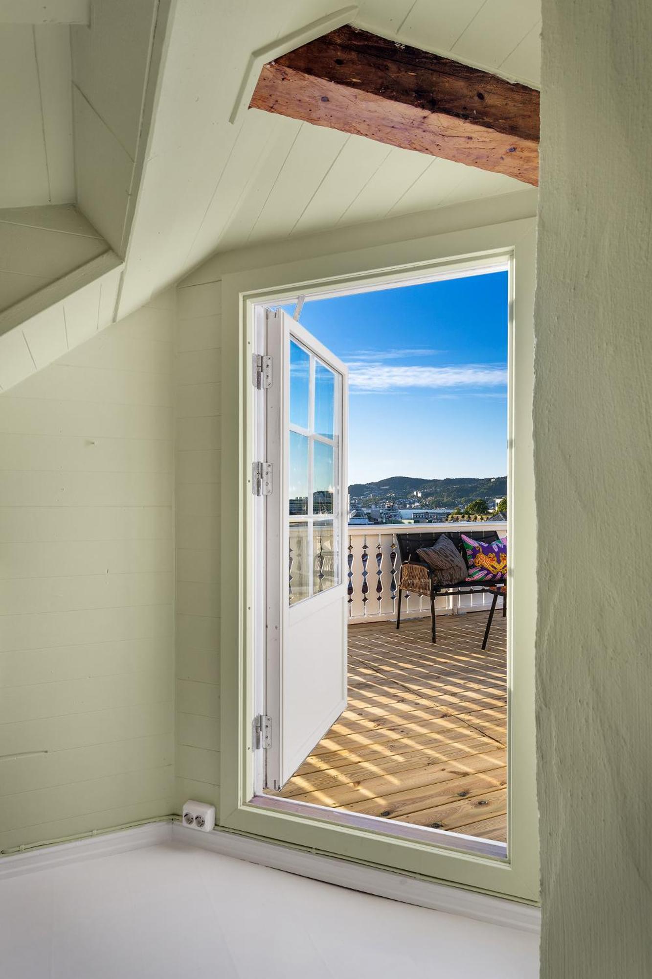 The Bergen Townhouse Dream I Must See Views! Exterior photo